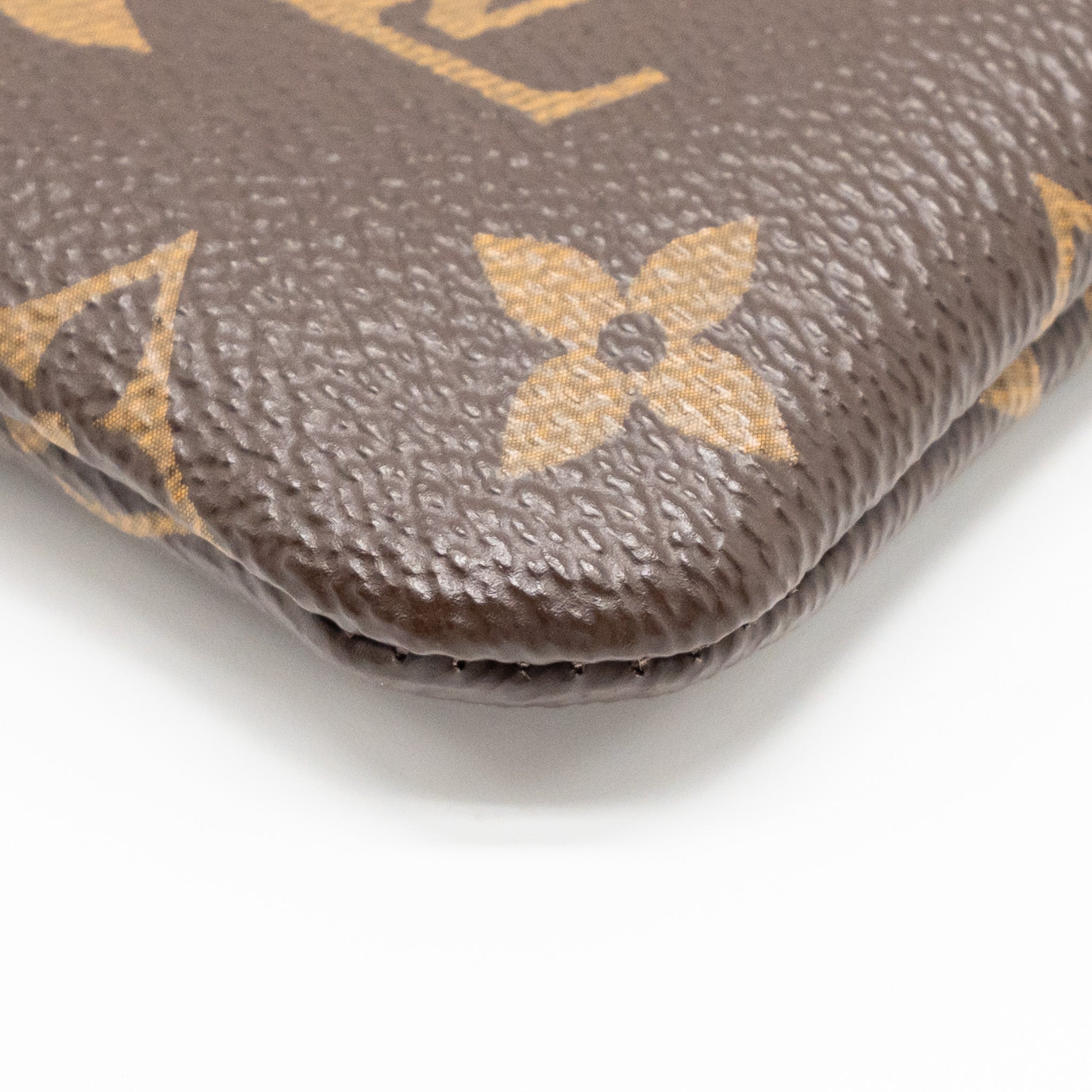 LOUIS VUITTON TRAVEL STICKERS CITY POUCH MONOGRAM CANVAS GHW