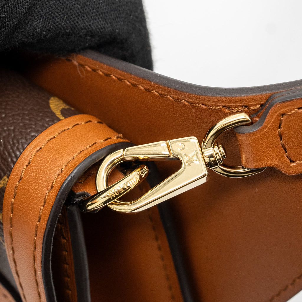 LOUIS VUITTON DAUPHINE BUMBAG MONOGRAM CANVAS GHW
