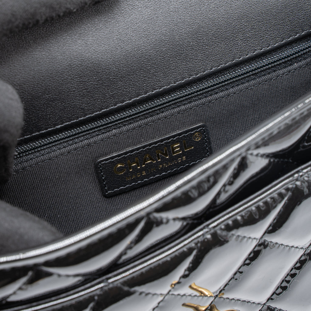 CHANEL 22K TOP HANDLE MESSENGER BAG PATENT LEATHER BLACK BRUSHED GHW (MICROCHIP)
