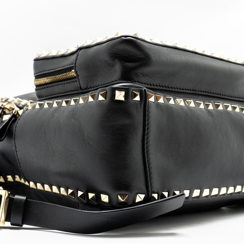 VALENTINO ROCKSTUD BACKPACK LEATHER BLACK GHW