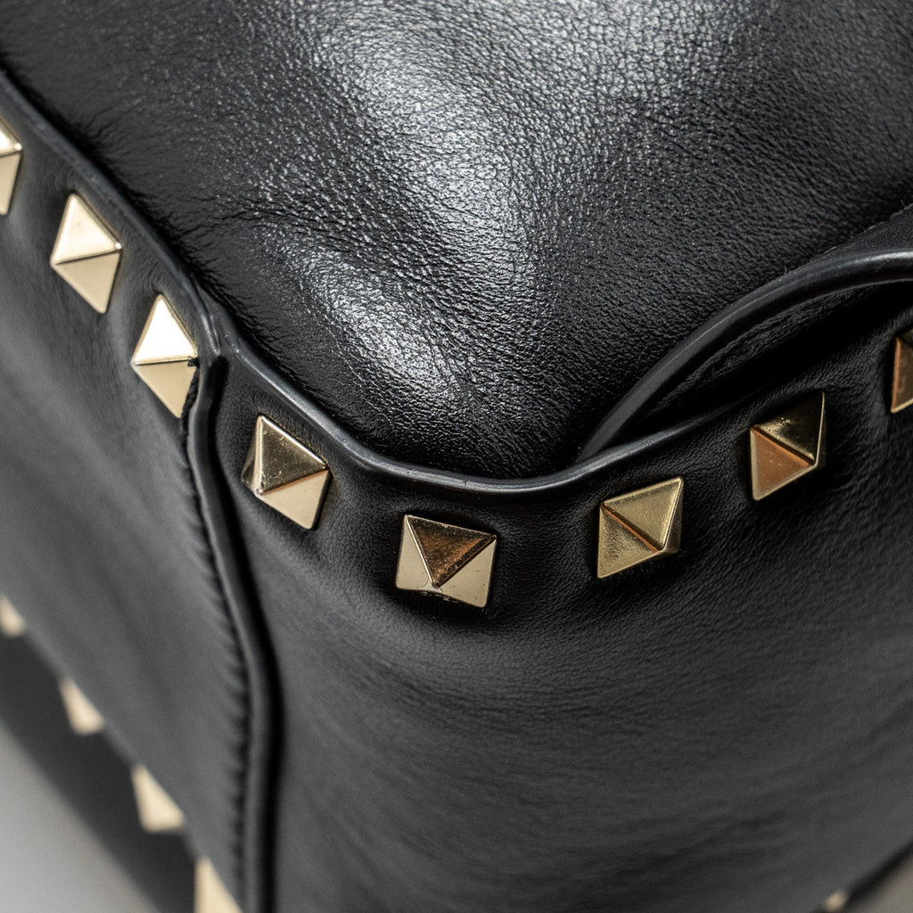 VALENTINO ROCKSTUD BACKPACK LEATHER BLACK GHW