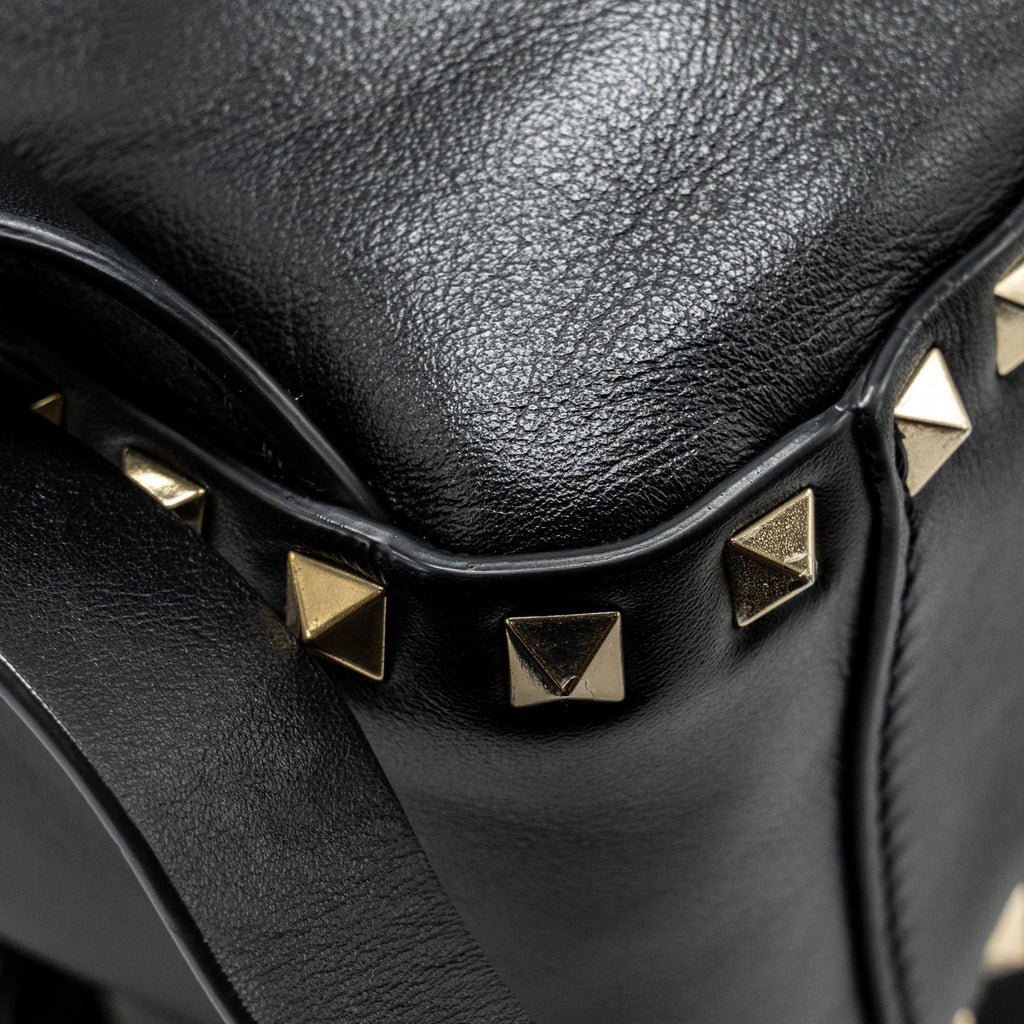 VALENTINO ROCKSTUD BACKPACK LEATHER BLACK GHW