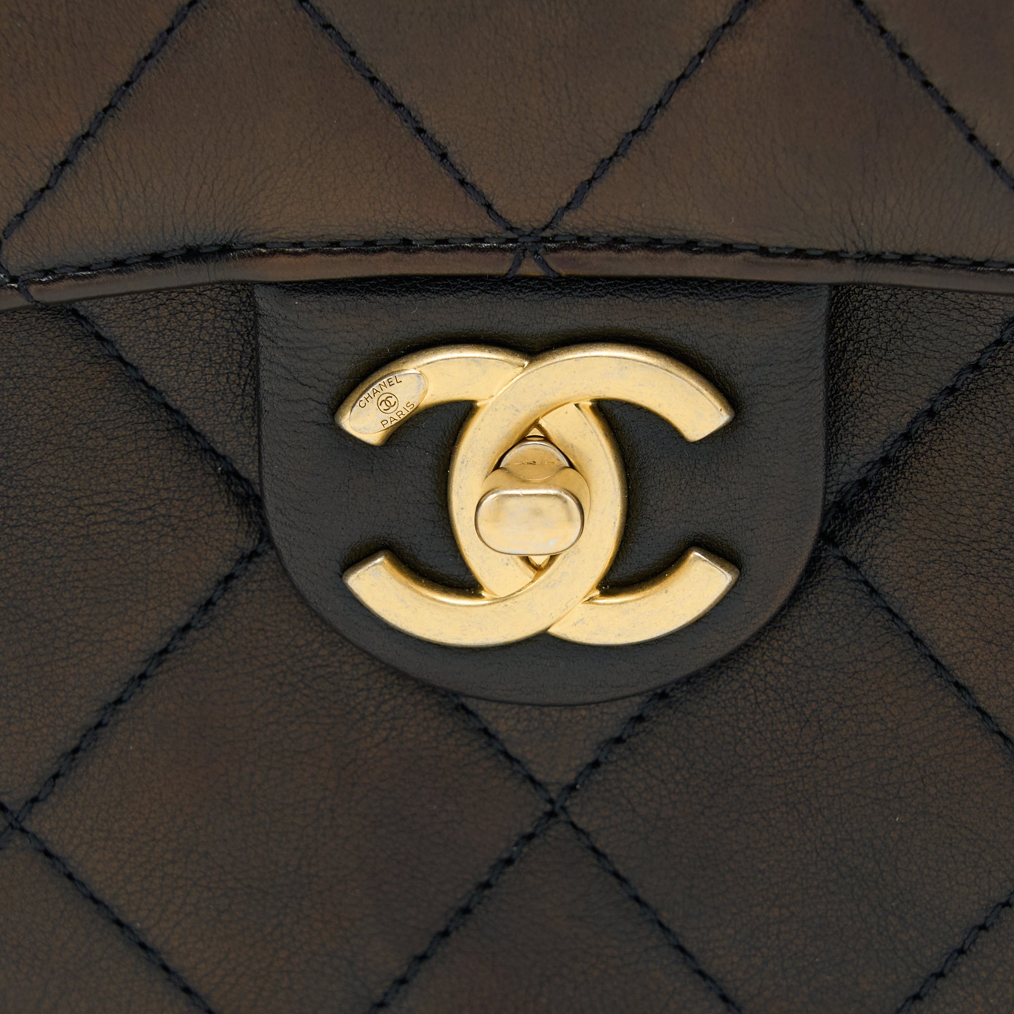 CHANEL 21S MOON MESSENGER BAG CALFSKIN BLACK GHW