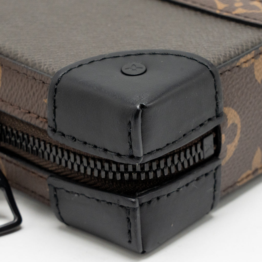 LOUIS VUITTON SOFT TRUNK WALLET TAIGA / MONOGRAM CANVAS KHAKI GREEN BLACK HARDWARE