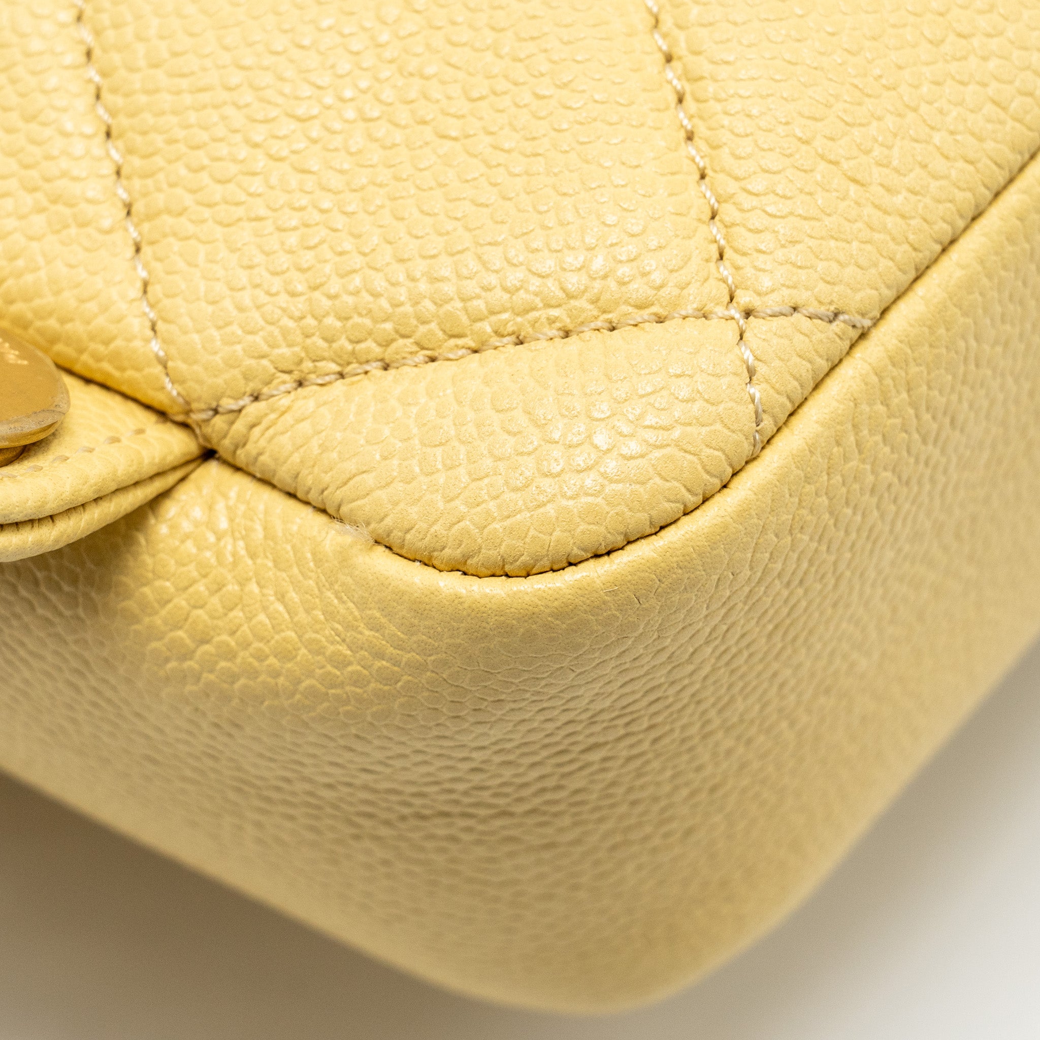 CHANEL 22P QUILTED FLAP BACKPACK CAVIAR LIGHT YELLOW GHW (MICROCHIP)