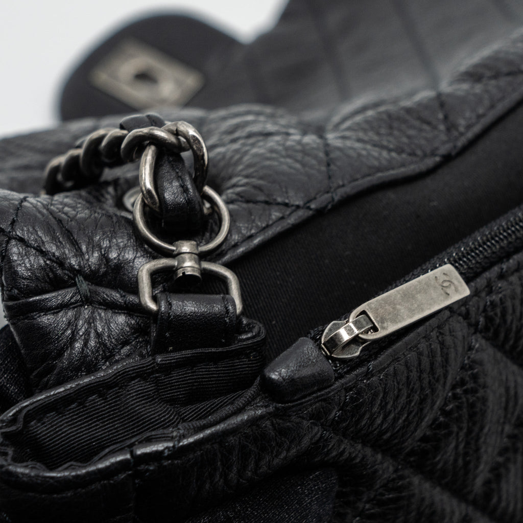 CHANEL XXL CLASSIC TRAVEL FLAP CALFSKIN BLACK RUTHENIUM HARDWARE