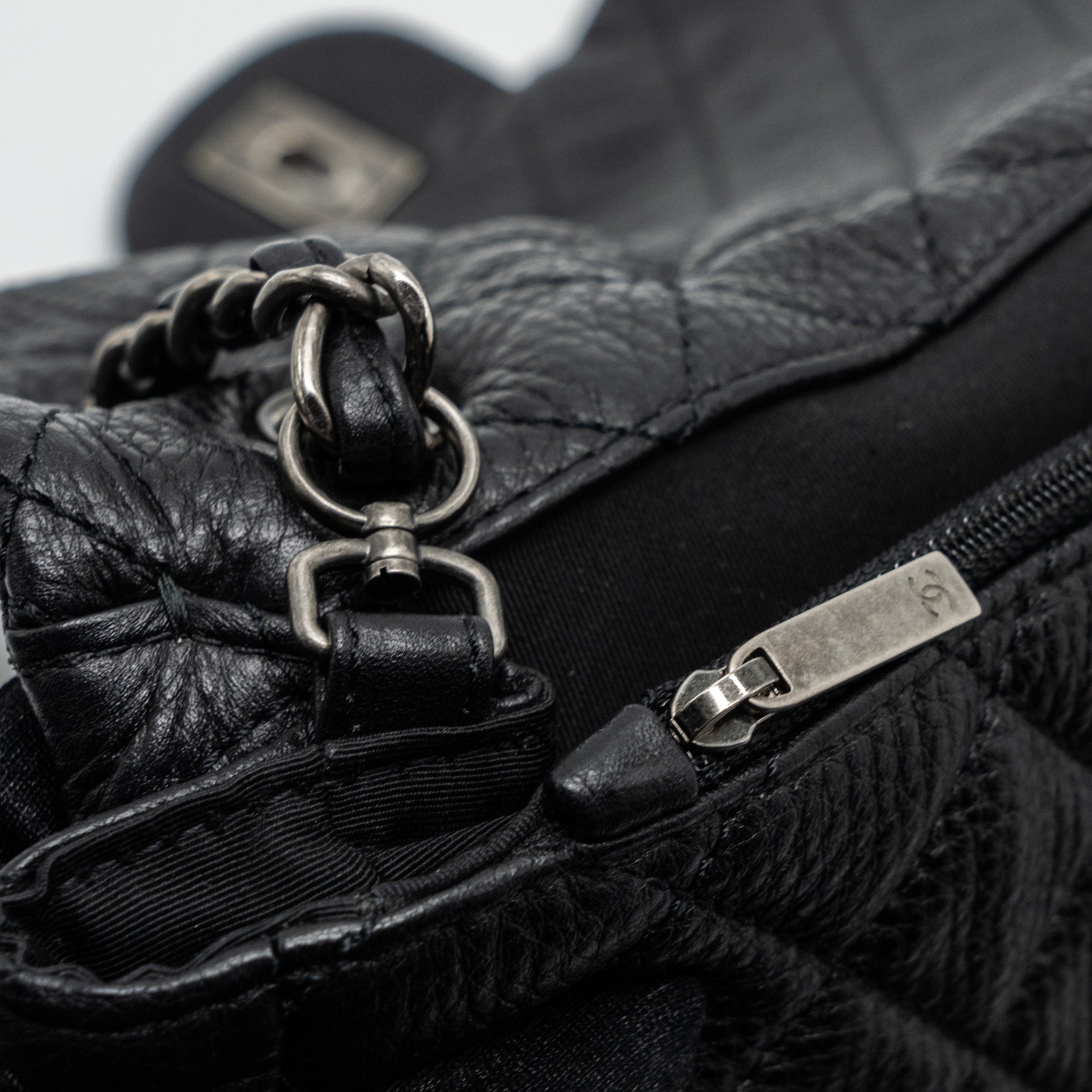 CHANEL XXL CLASSIC TRAVEL FLAP CALFSKIN BLACK RUTHENIUM HARDWARE