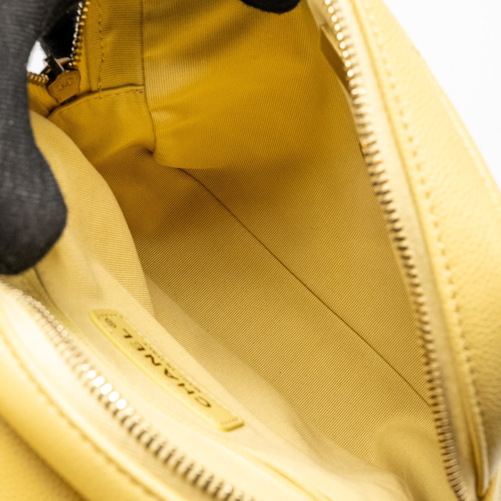 CHANEL 22P QUILTED FLAP BACKPACK CAVIAR LIGHT YELLOW GHW (MICROCHIP)
