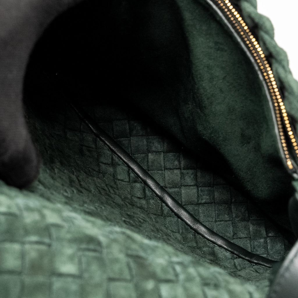 BOTTEGA VENETA COBBLE MESSENGER BAG INTRECCIATO-WOVEN PADDED SUEDE DARK GREEN GHW