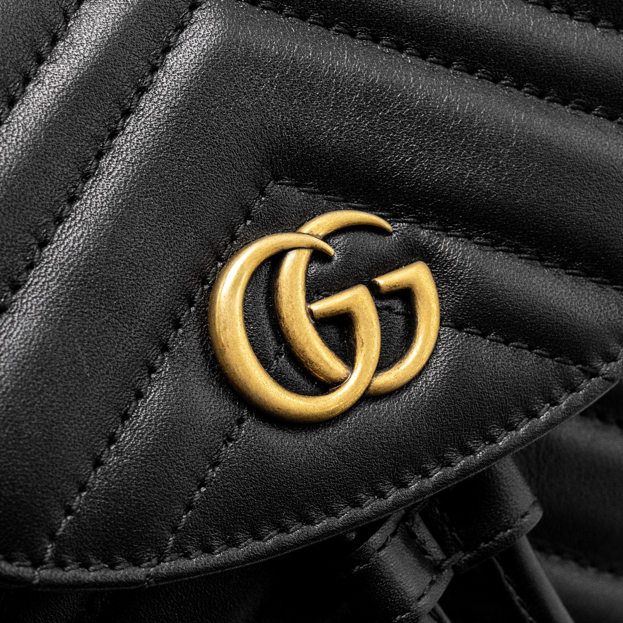 GUCCI GG MARMONT BACKPACK CALFSKIN BLACK GHW
