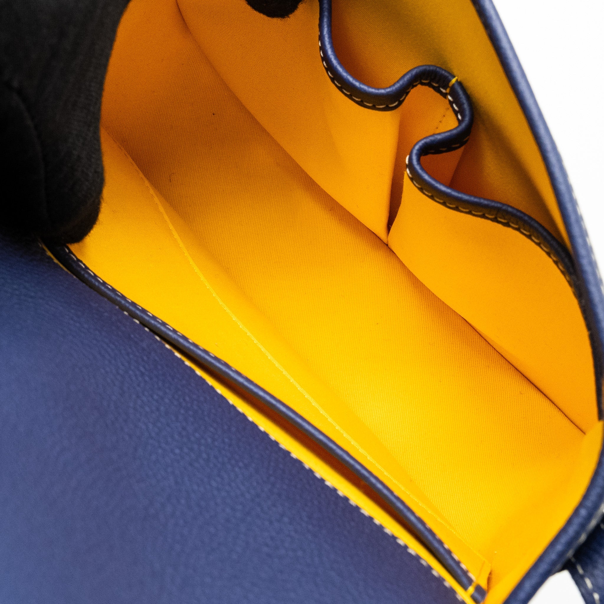 GOYARD BELVEDERE PM MESSENGER BAG GOYARDINE CANVAS/CALFSKIN NAVY SHW