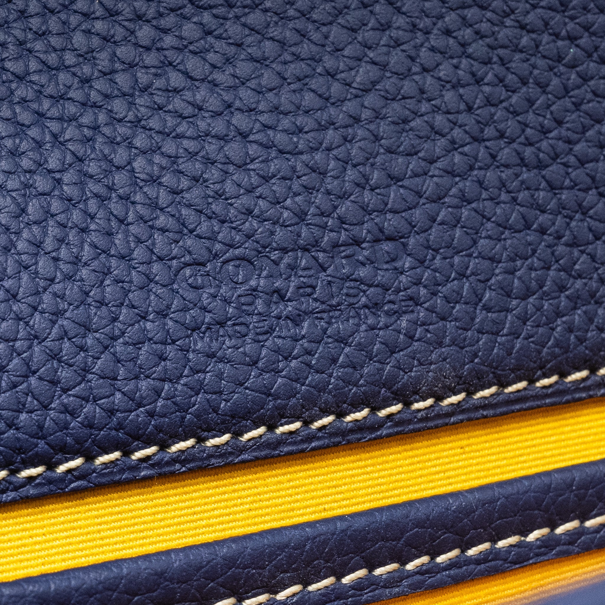 GOYARD BELVEDERE PM MESSENGER BAG GOYARDINE CANVAS/CALFSKIN NAVY SHW
