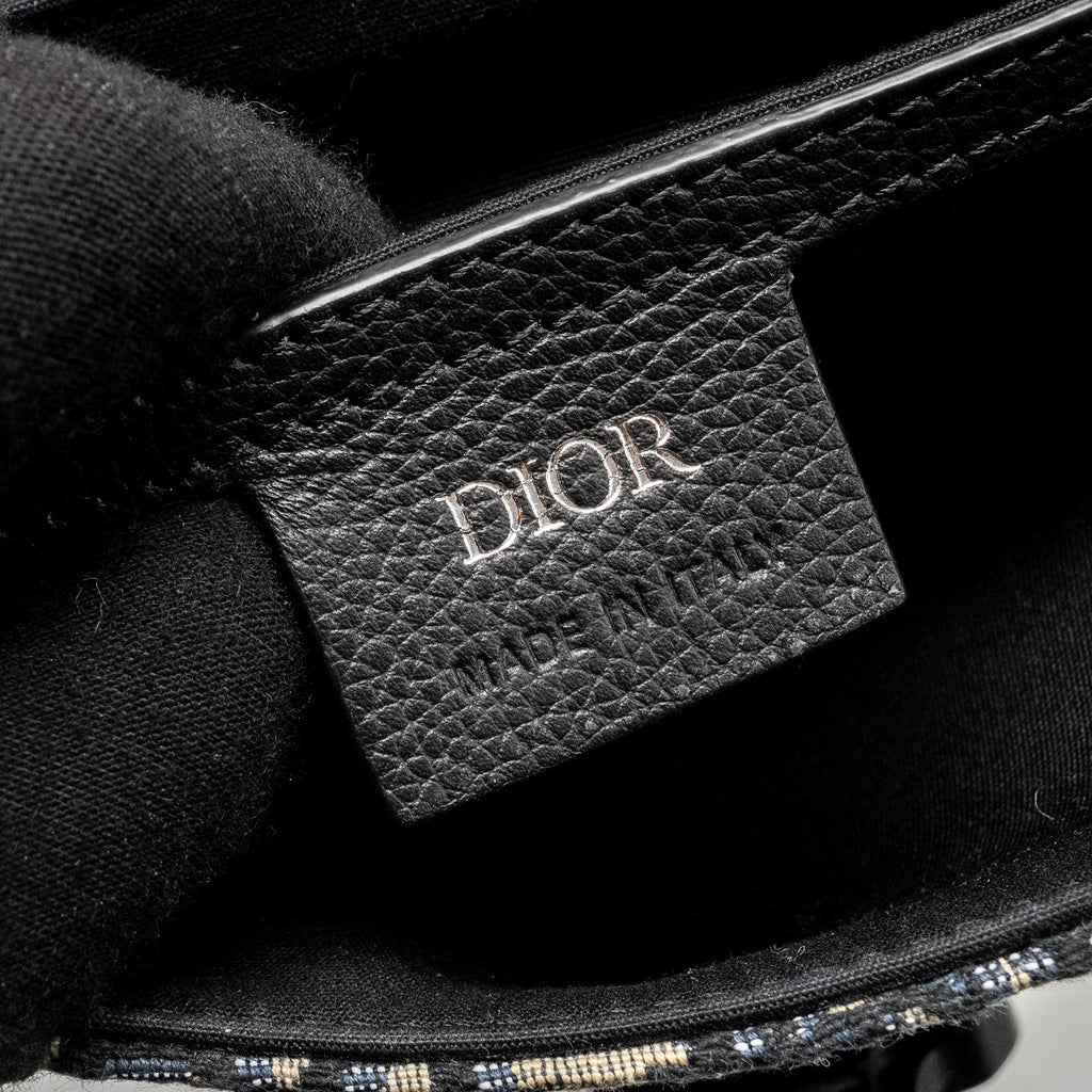 DIOR HOMME MINI SADDLE MESSENGER BAG WITH FLAP OBLIQUE JACQUARD/GRAINED CALFSKIN MULTICOLOUR HARDWARE