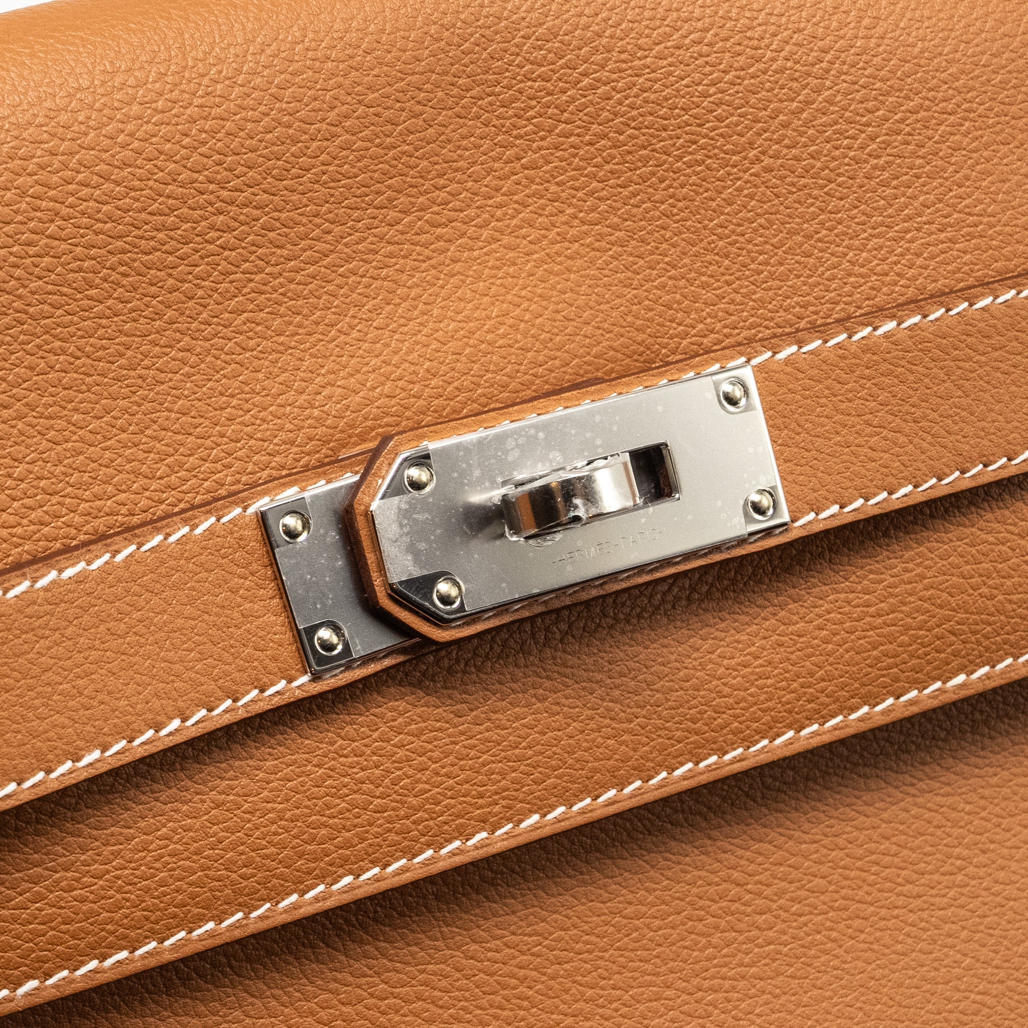 HERMES KELLY MESSENGER PM BAG EVERCOLOR GOLD SHW