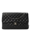 CAVIAR QUILTED XXL TRAVEL FLAP BAG BLACK