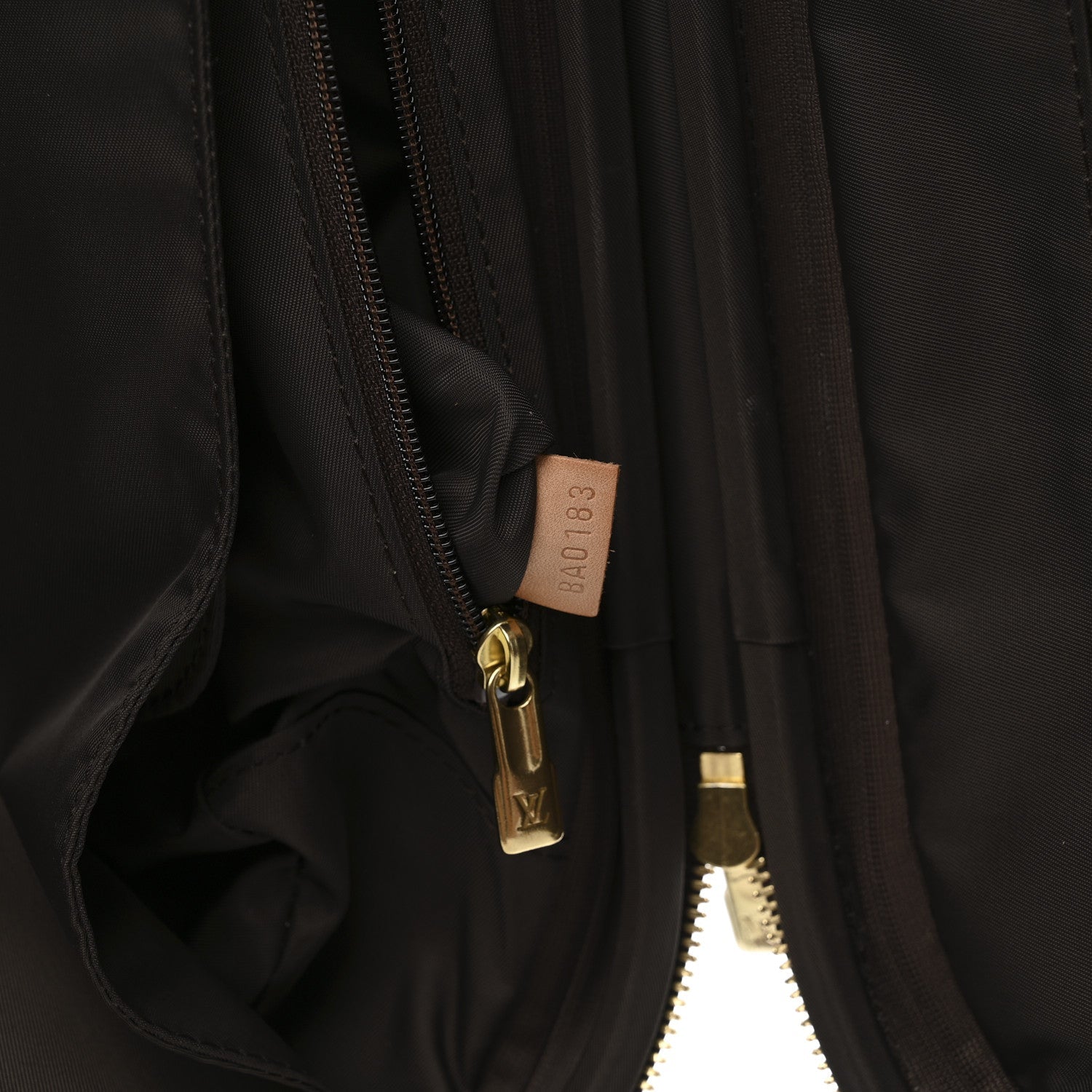 MONOGRAM ZEPHYR 55