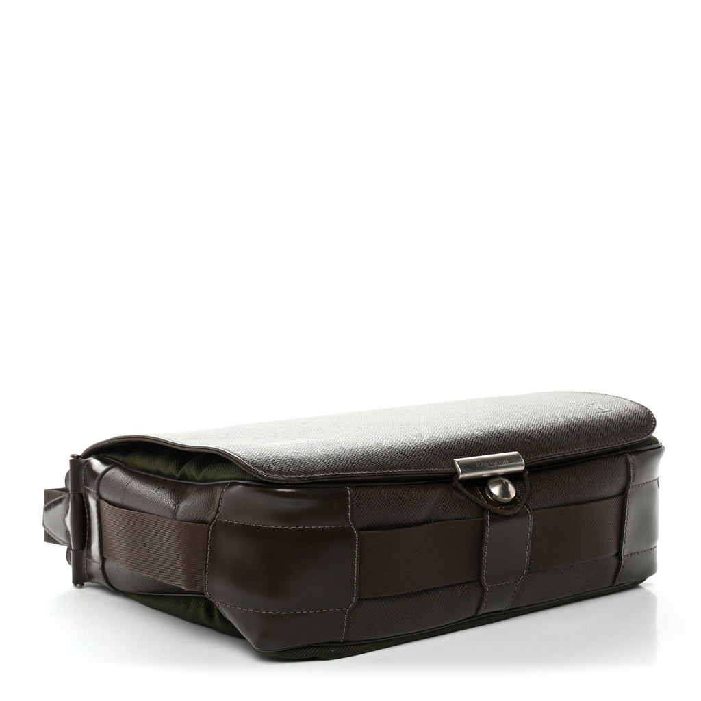 TAIGA ANDREI MESSENGER BAG GRIZZLI