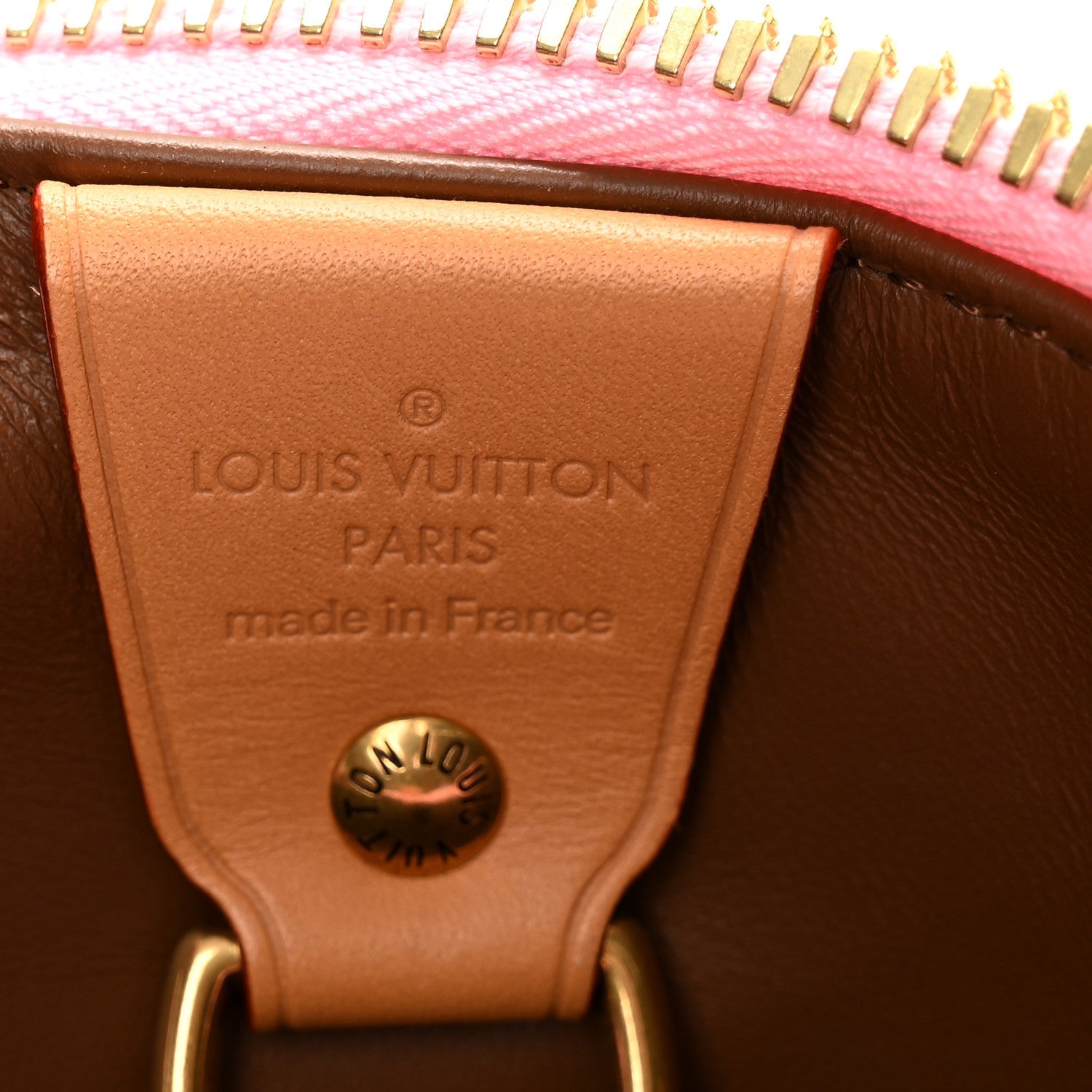 Calfskin Monogram Speedy P9 Bandouliere 40 Candy