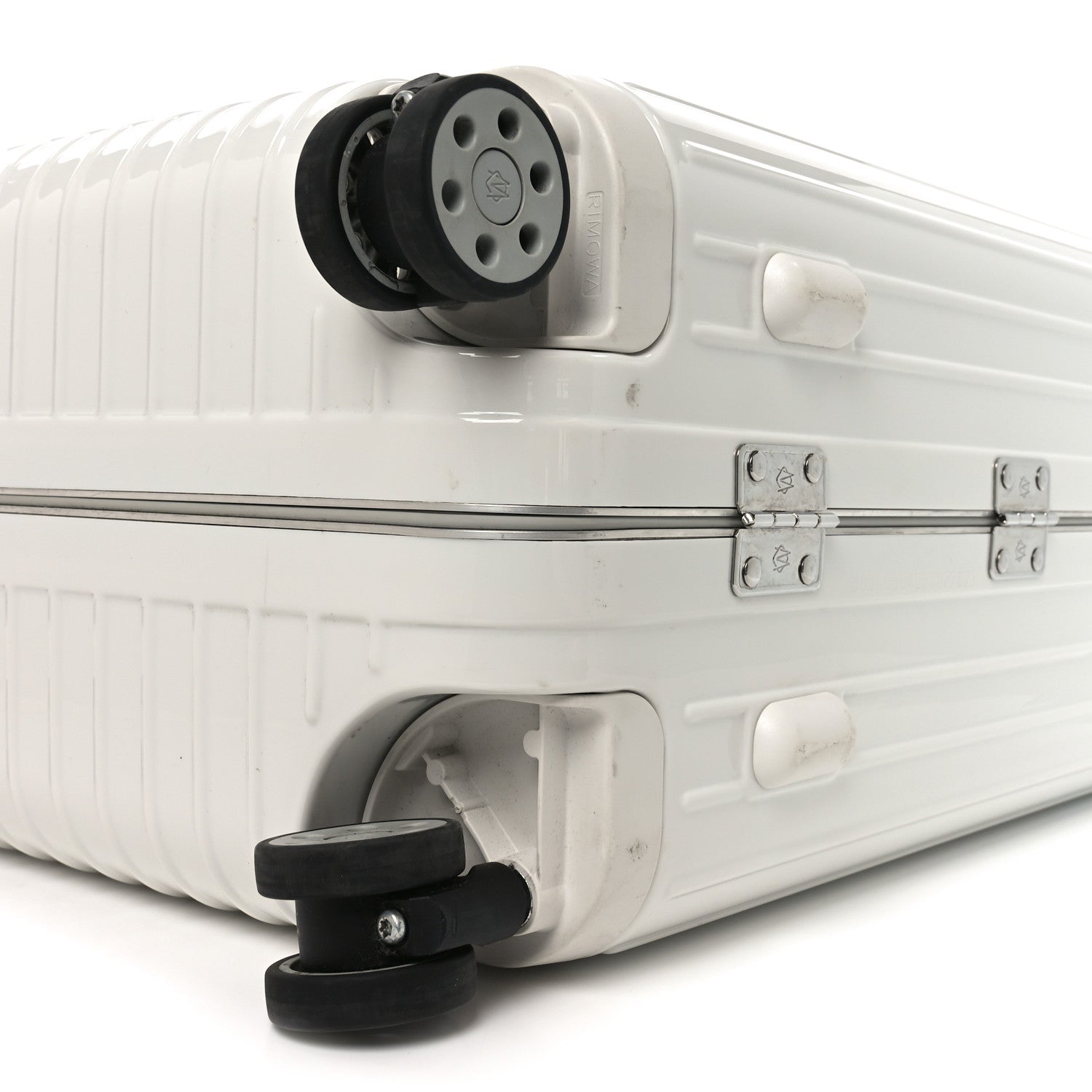 Rimowa Gloss Polycarbonate Aluminum Hybrid Cabin Gloss White