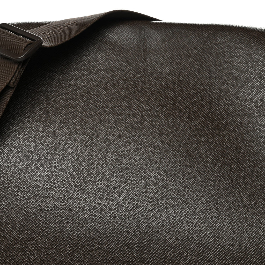 TAIGA ANDREI MESSENGER BAG GRIZZLI
