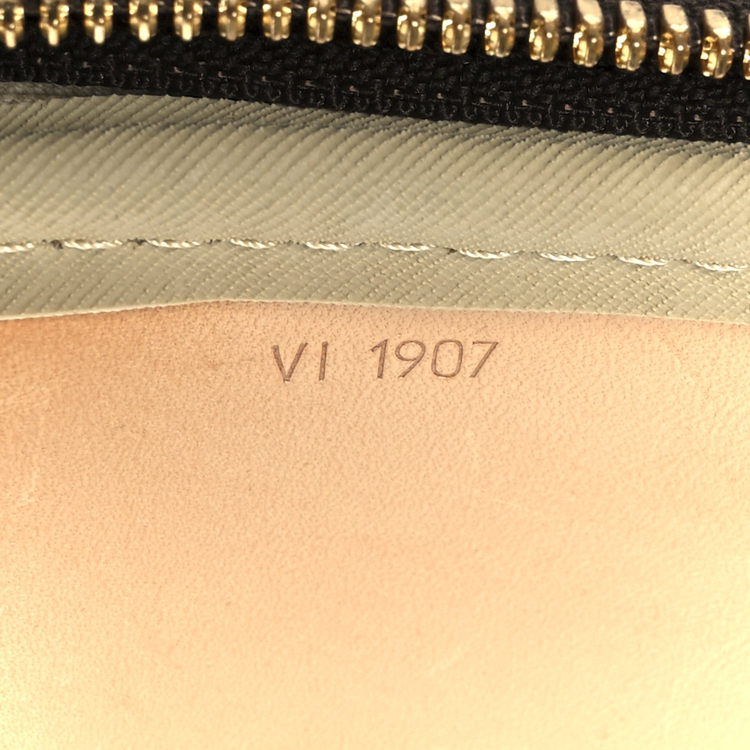 Monogram Alize 1 Compartment