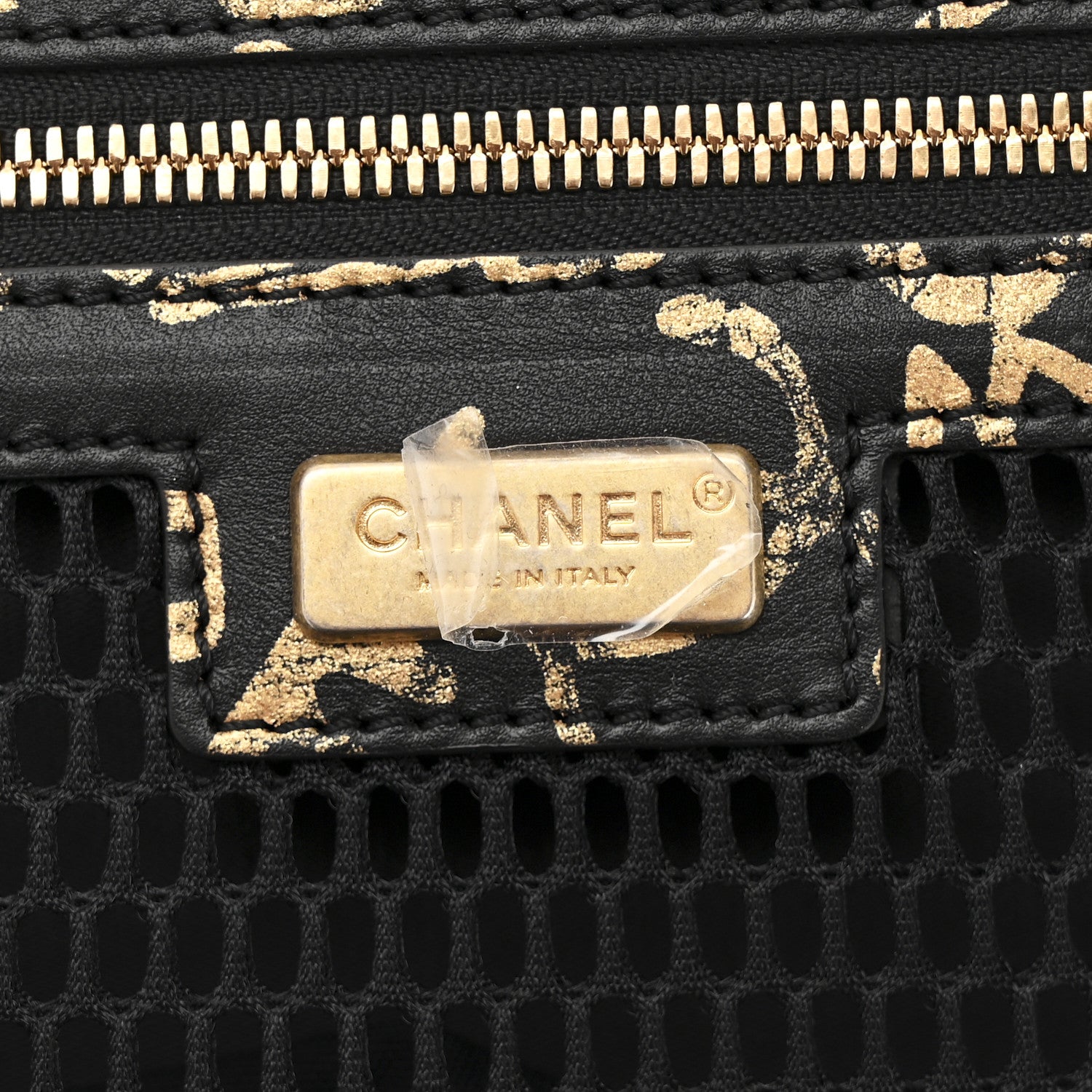 Calfskin Quilted Graffiti Trolley Black Gold