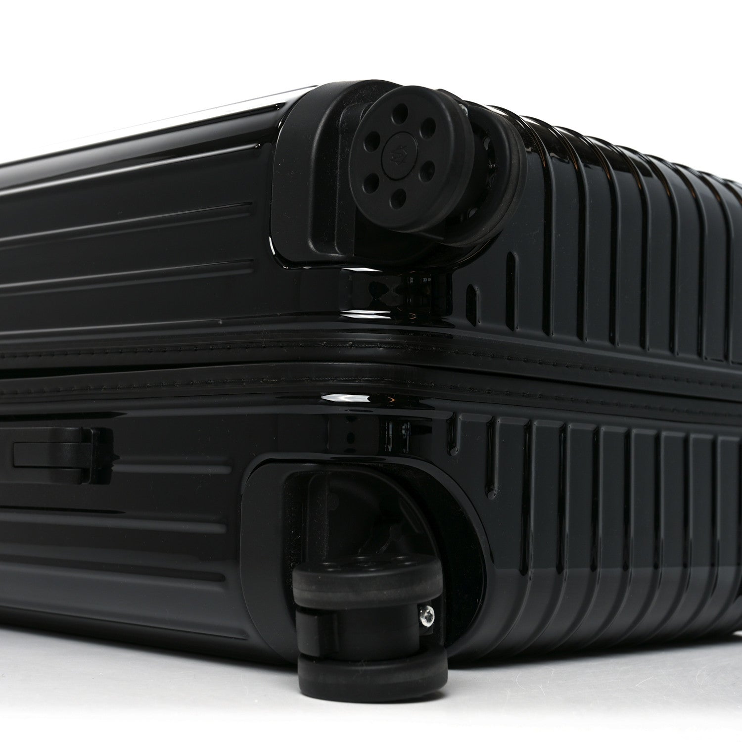 GLOSS POLYCARBONATE ESSENTIAL CABIN BLACK