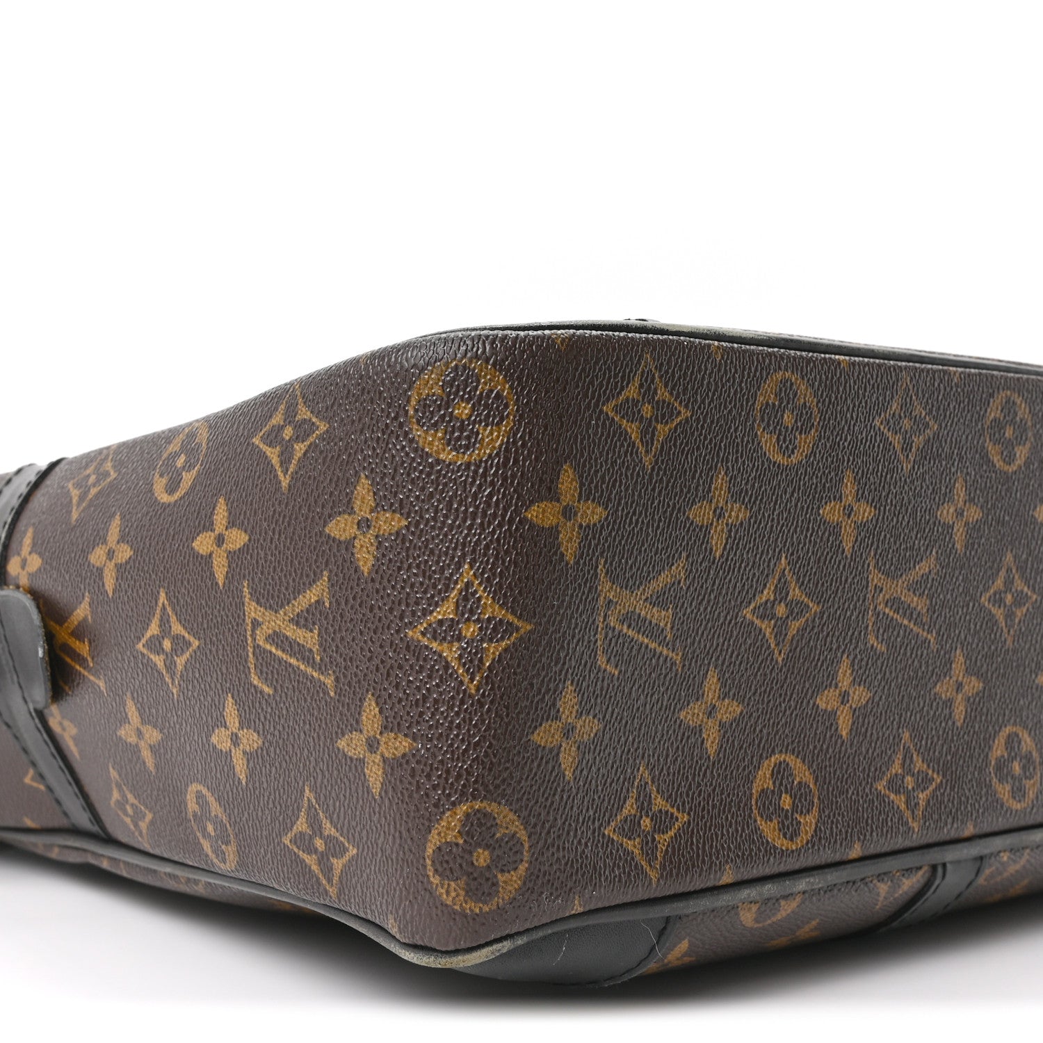 MONOGRAM MACASSAR PORTE-DOCUMENTS VOYAGE GM