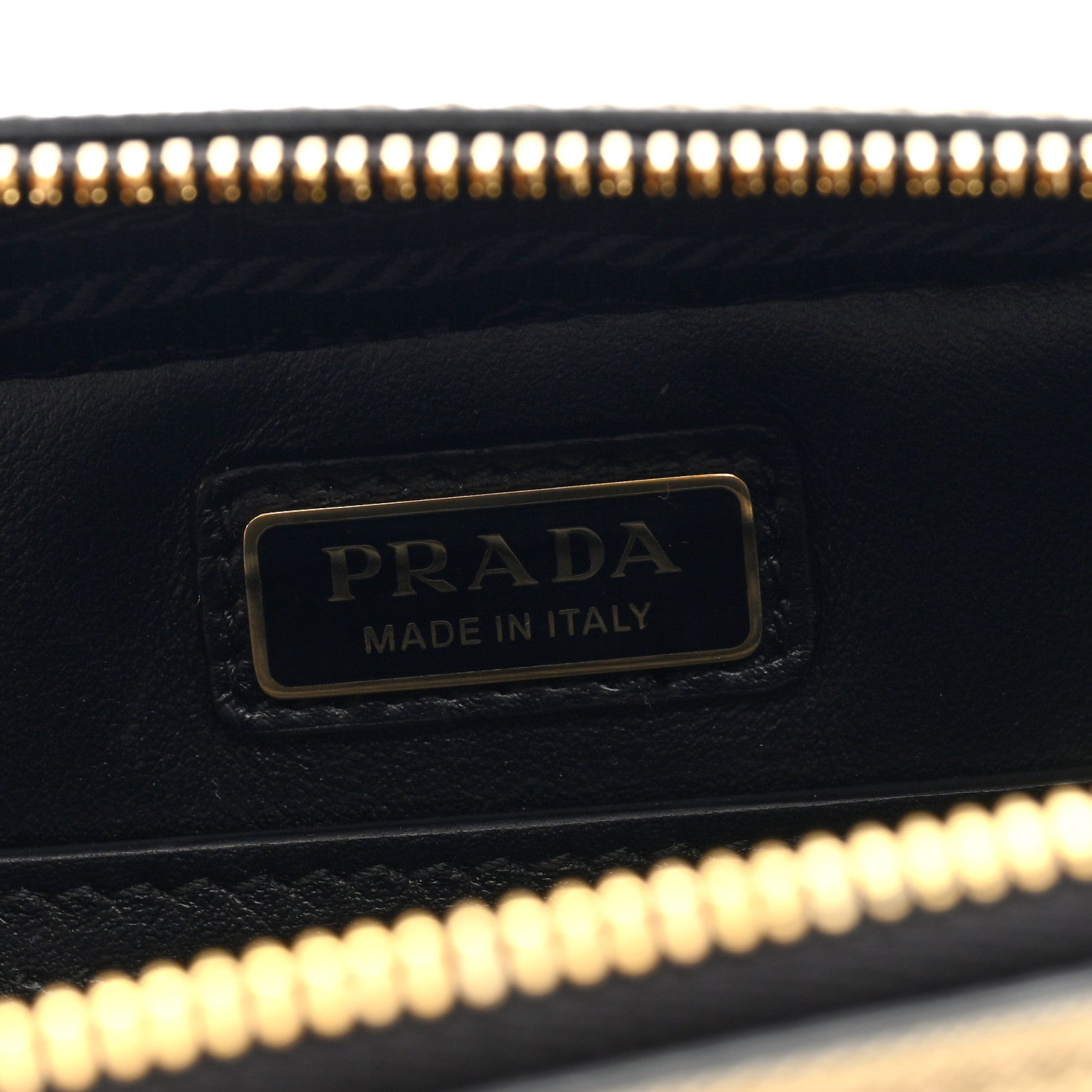Saffiano Travel Small Brique Crossbody Bag Platino