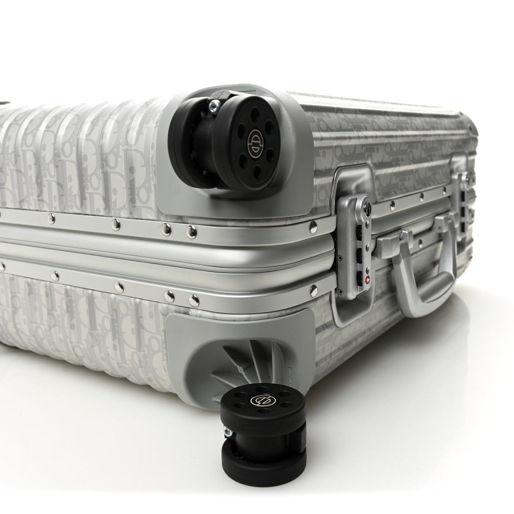 X RIMOWA Aluminum Gradient Cabin Luggage Silver