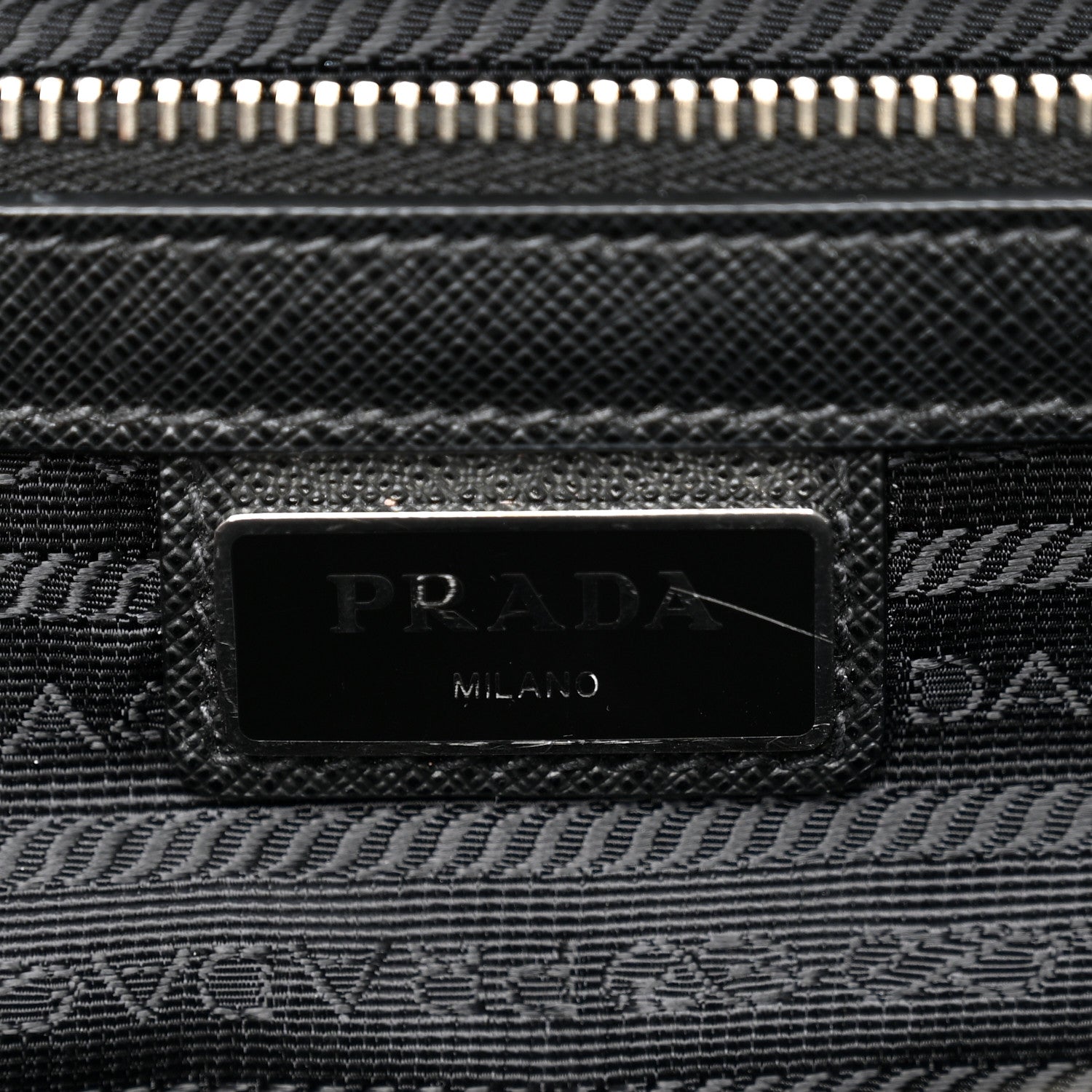 Saffiano Travel Extra Large Galleria Double Zip Black